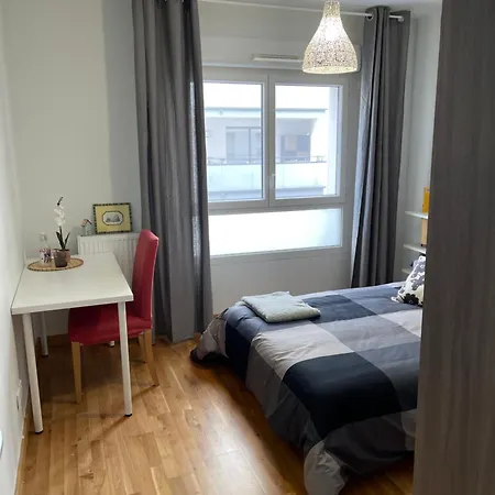 Apartment, Cosy, Chic, With Private Parking Lägenhet